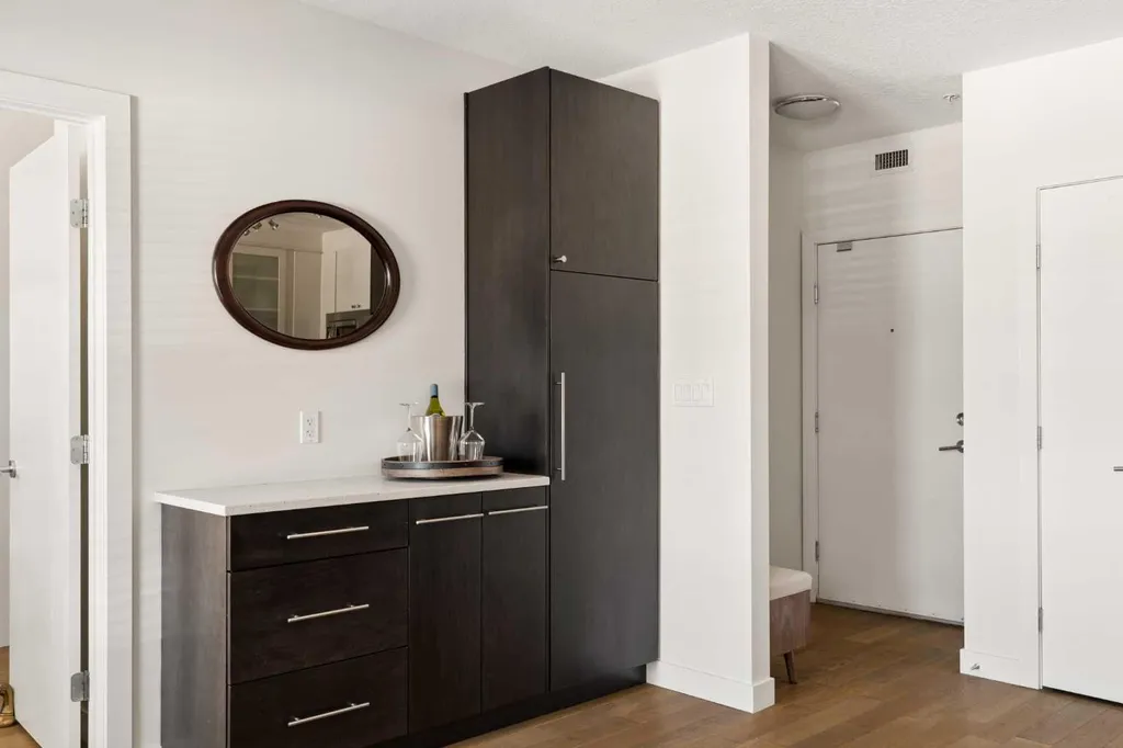 836 Royal Avenue SW Calgary AB T2T 0L3