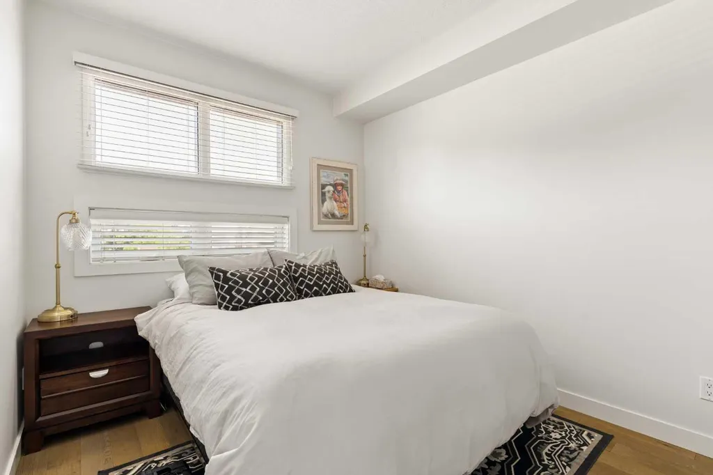 836 Royal Avenue SW Calgary AB T2T 0L3