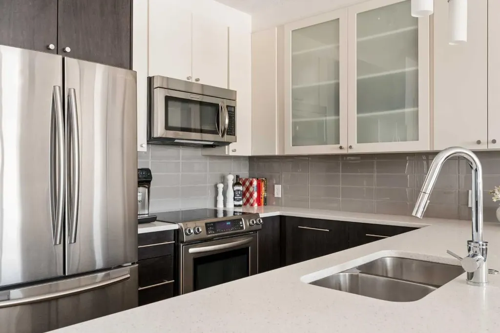 836 Royal Avenue SW Calgary AB T2T 0L3