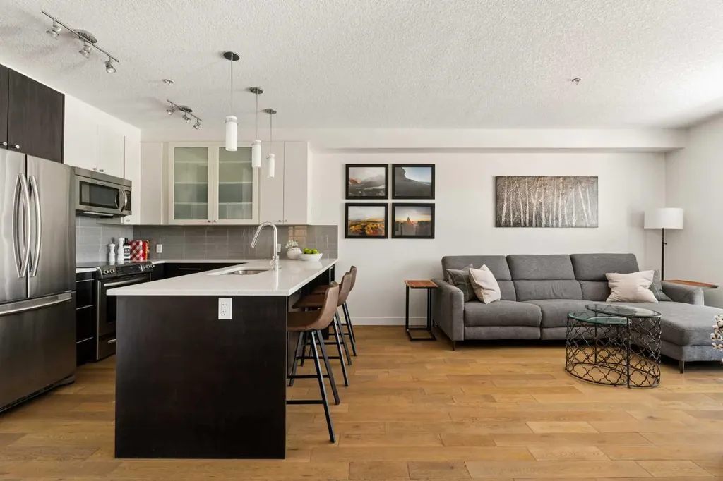 836 Royal Avenue SW Calgary AB T2T 0L3