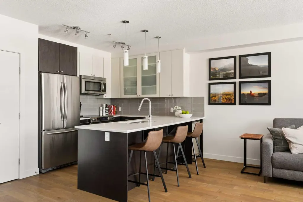 836 Royal Avenue SW Calgary AB T2T 0L3