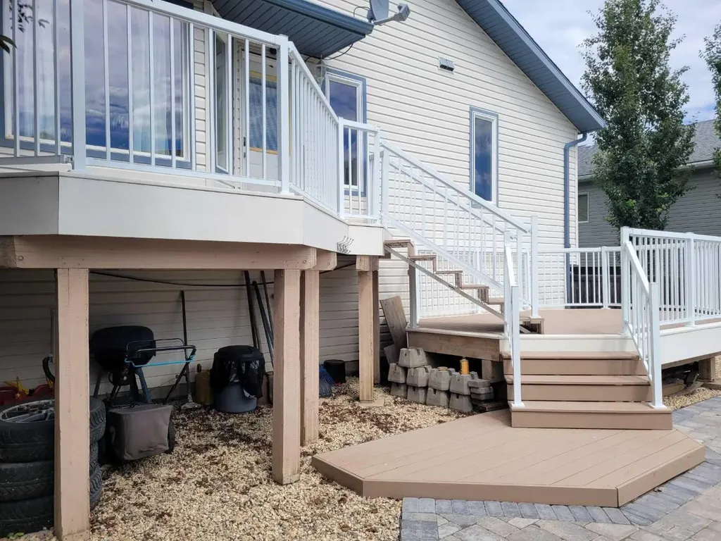 9217 129 Avenue Grande Prairie AB T8X1R5