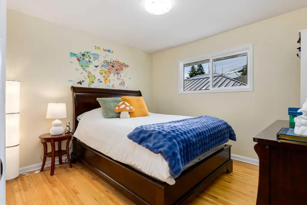 3931 23 Avenue SW Calgary AB T3E 0J9