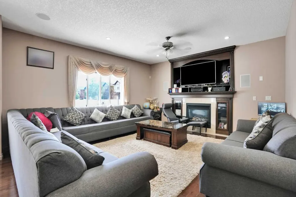 332 Saddlemont Boulevard NE Calgary AB T3J 0B4