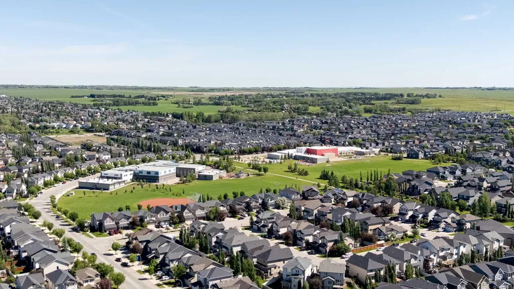 1225 Kings Heights Way SE Airdrie AB T4A 0M4