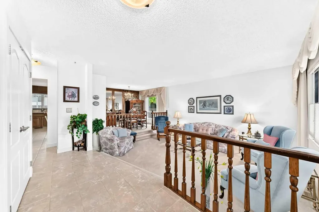 39 Deer Run Place SE Calgary AB T2J 5R2