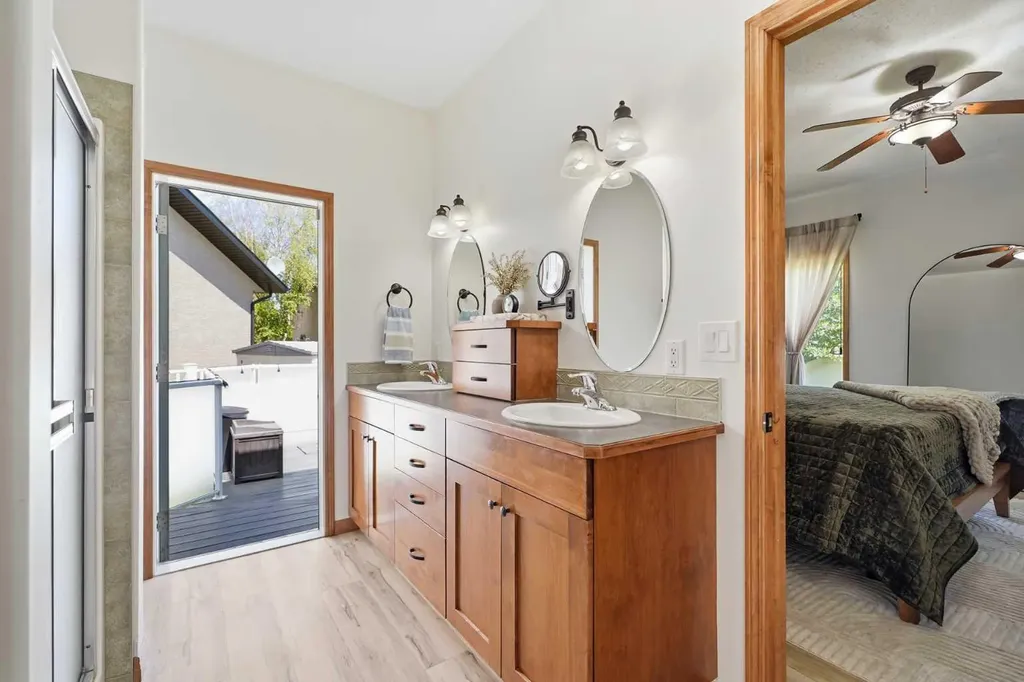 35 Aldrich Close Red Deer AB t4r 3r5