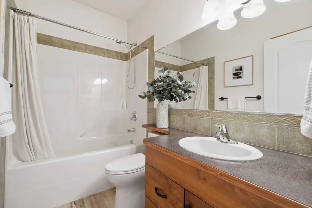 35 Aldrich Close Red Deer AB t4r 3r5