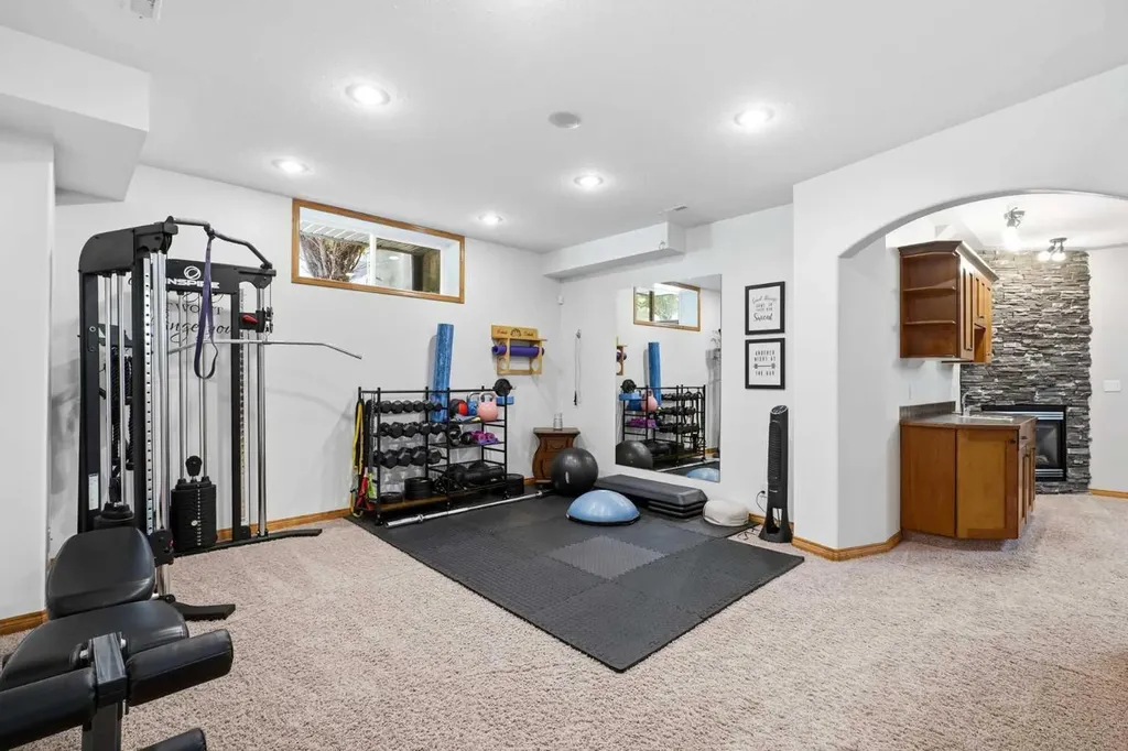 35 Aldrich Close Red Deer AB t4r 3r5