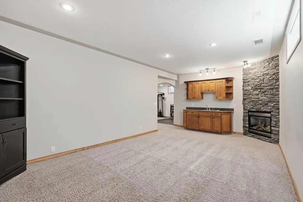 35 Aldrich Close Red Deer AB t4r 3r5