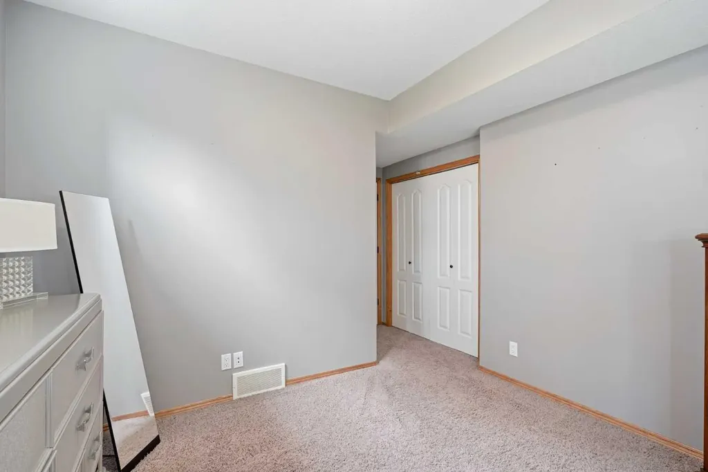 35 Aldrich Close Red Deer AB t4r 3r5