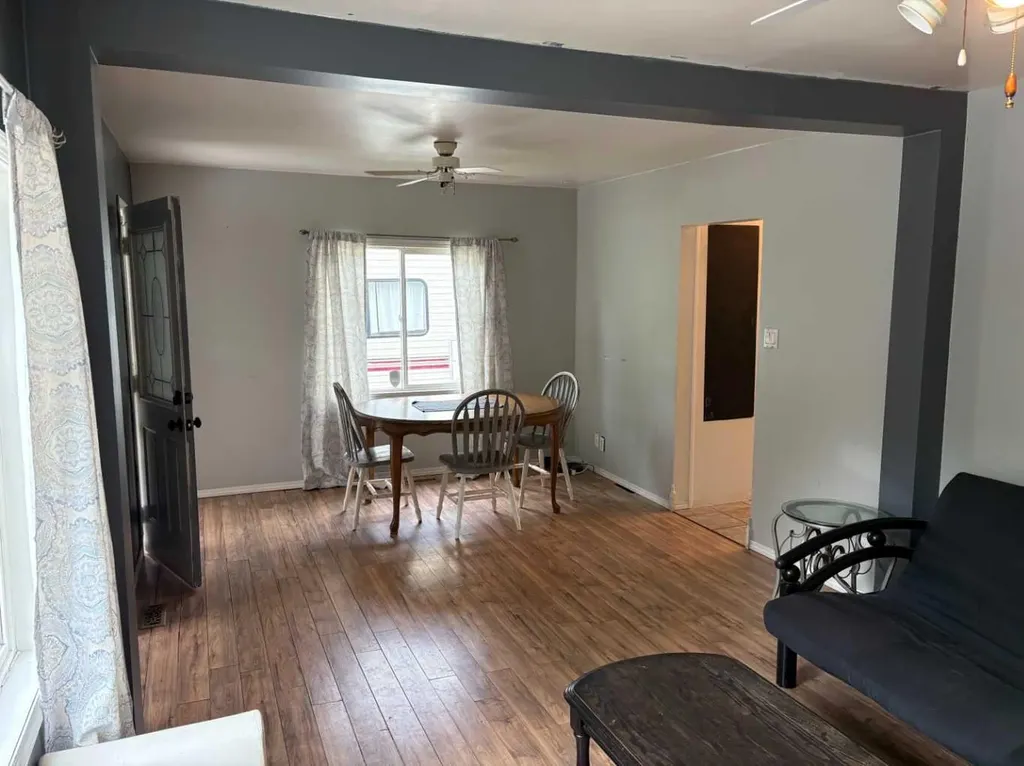 5110 60 Avenue Ponoka AB T4J 1G1