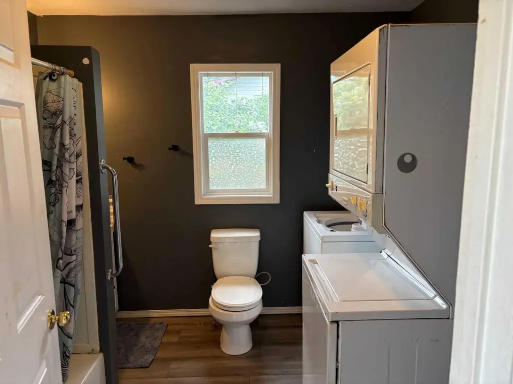 5110 60 Avenue Ponoka AB T4J 1G1