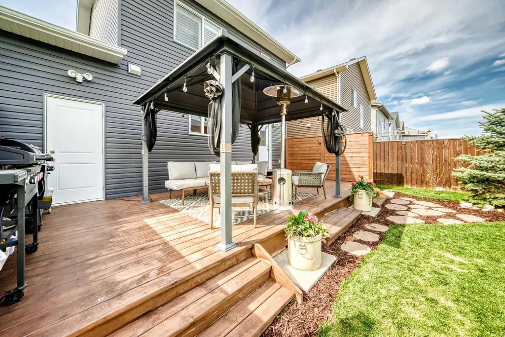 9 Bethune Way Carstairs AB T0M0n0