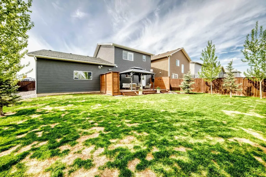 9 Bethune Way Carstairs AB T0M0n0