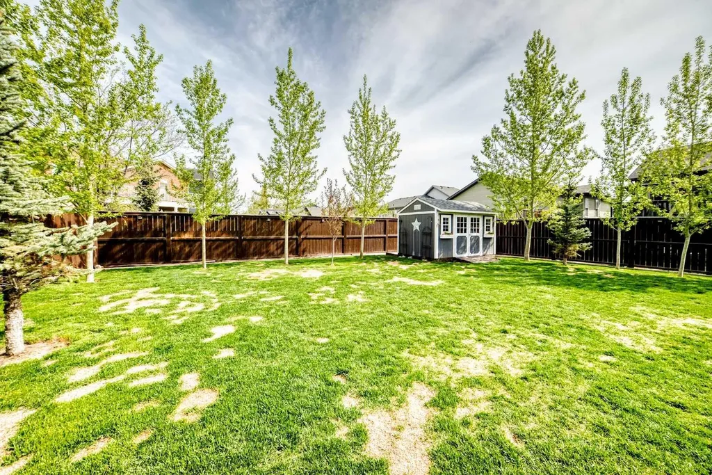 9 Bethune Way Carstairs AB T0M0n0