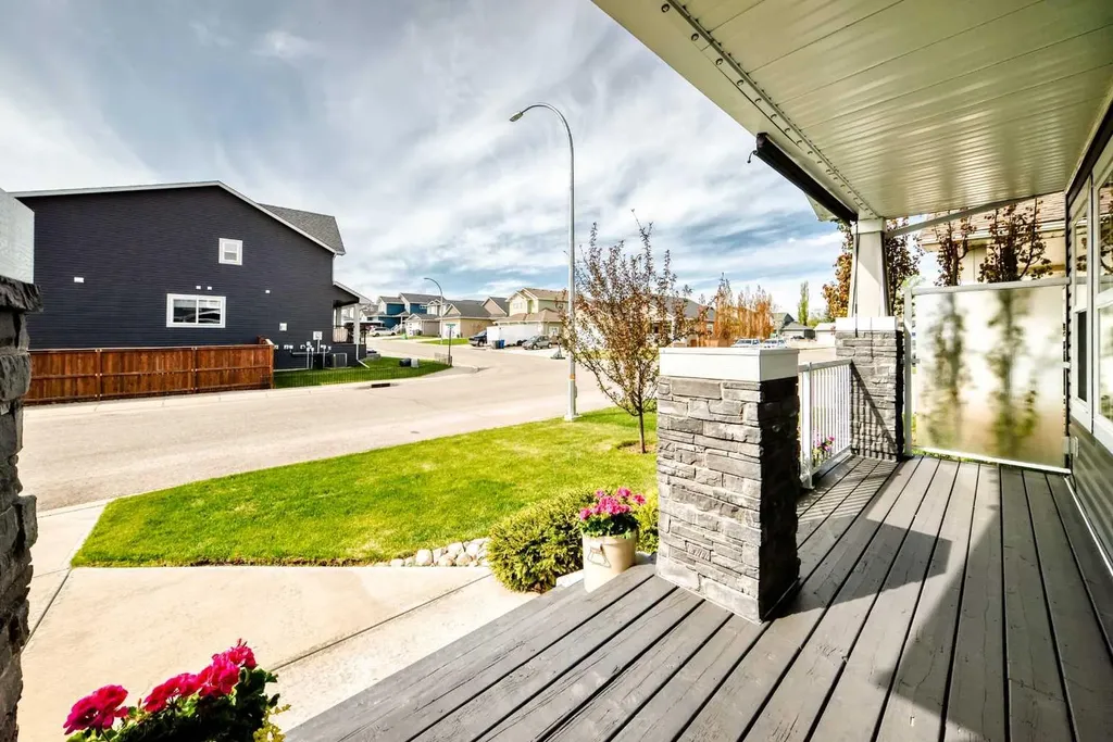 9 Bethune Way Carstairs AB T0M0n0