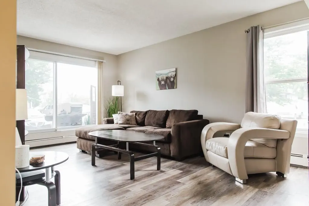 7201 Poplar Drive Grande Prairie AB T8V 6C5