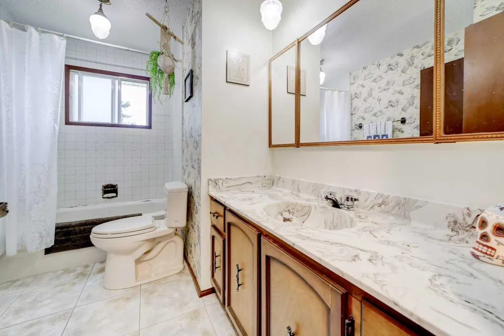 532 Indian Street Pincher Creek AB T0K 1W0