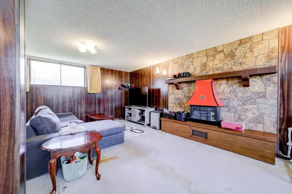 532 Indian Street Pincher Creek AB T0K 1W0
