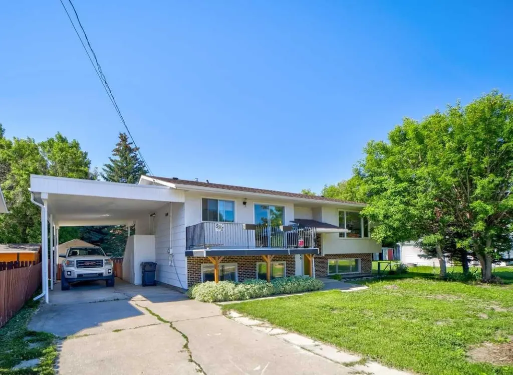 532 Indian Street Pincher Creek AB T0K 1W0