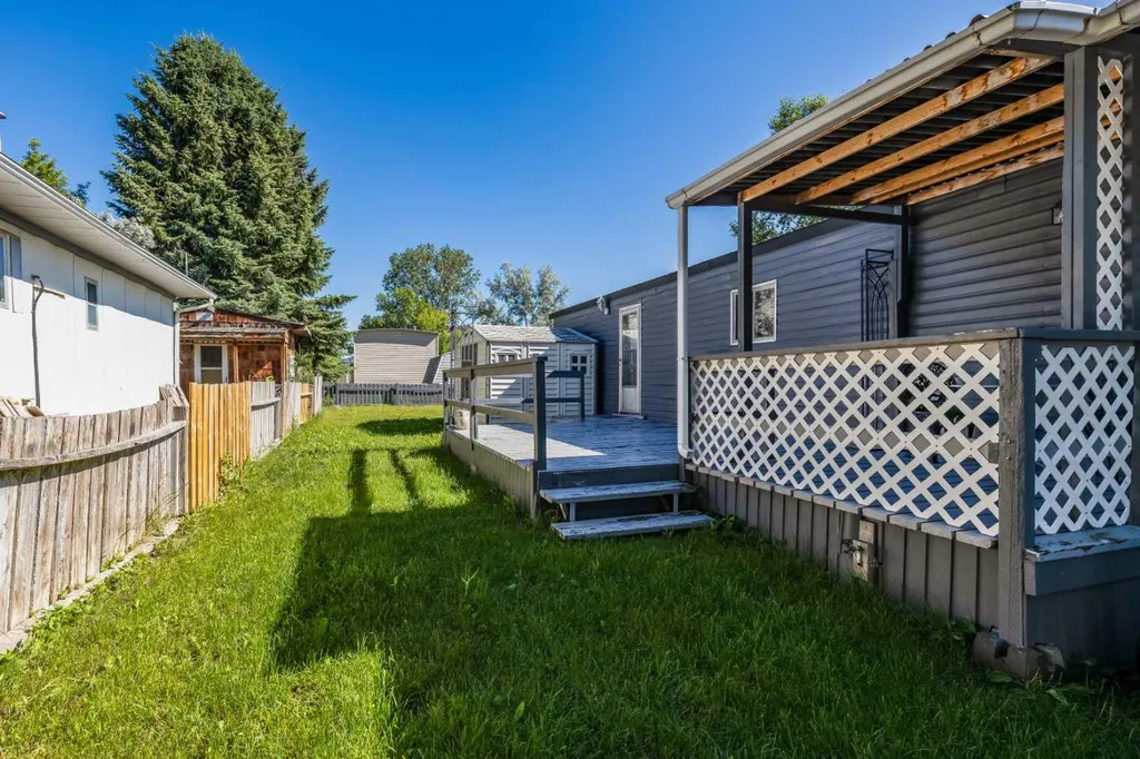 4000 13 Avenue SE Medicine Hat AB T1B1J3