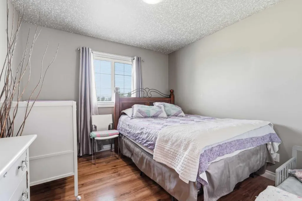 64242 258 Avenue E Rural Foothills County AB T1S 4G1