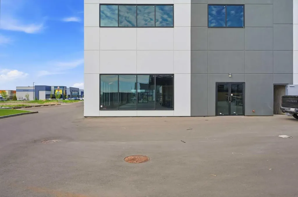 4117 109 Avenue NE Calgary AB T3N 2X5