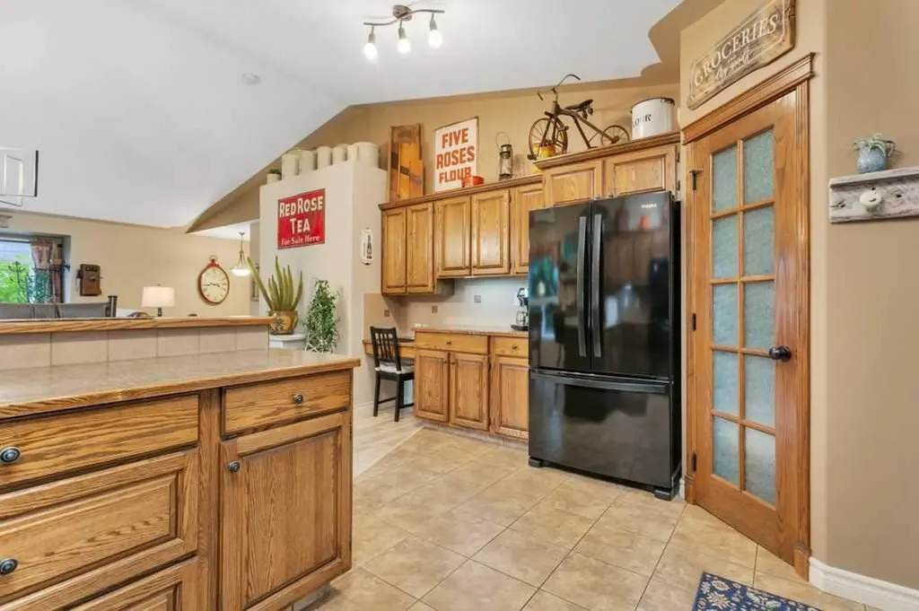 52 Irving Crescent Red Deer AB T4R 3R9