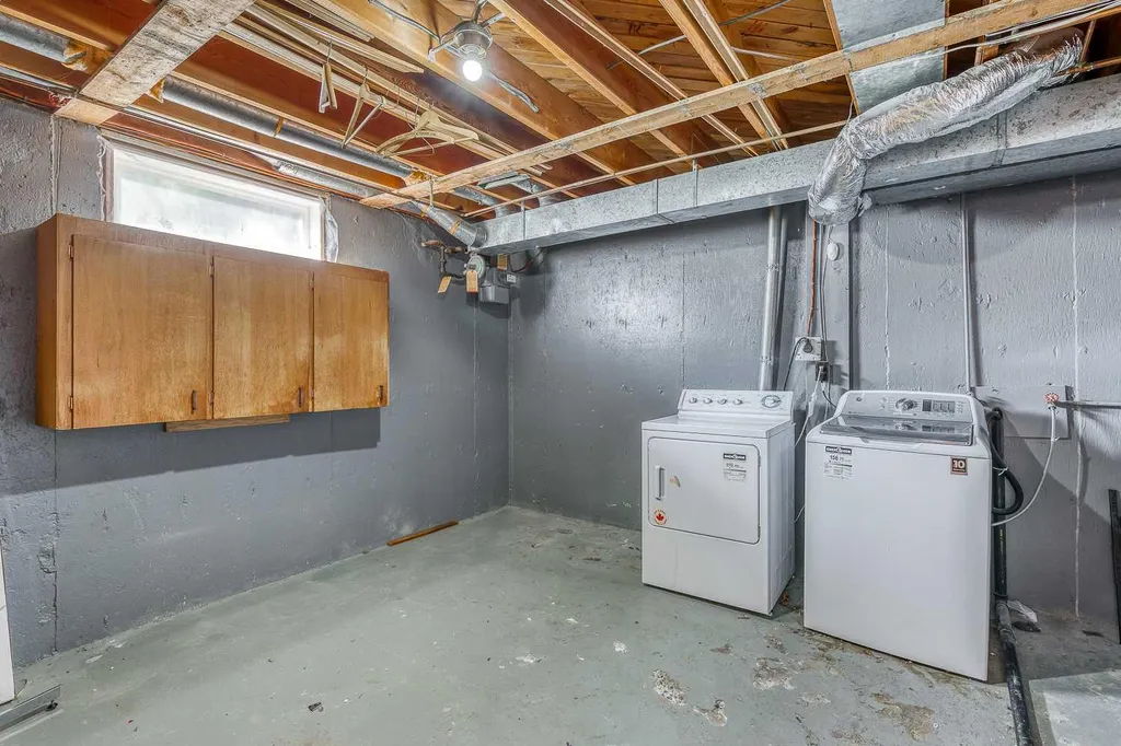 10619 Elbow Drive SW Calgary AB T2W 1G3