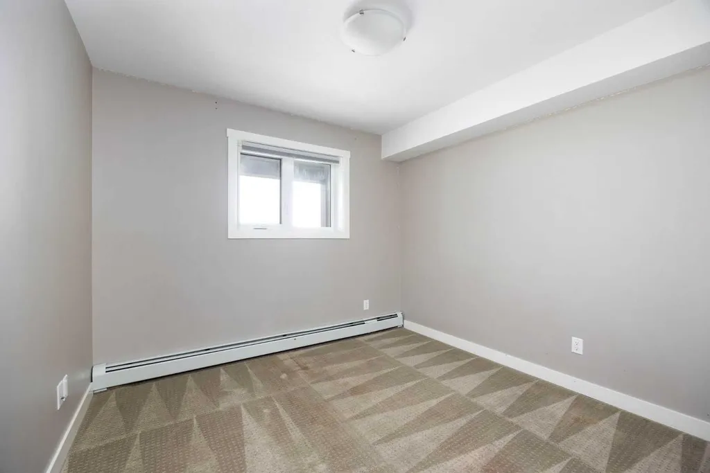 115 Denholm Gate Gate Fort Mcmurray AB T9H 0B2