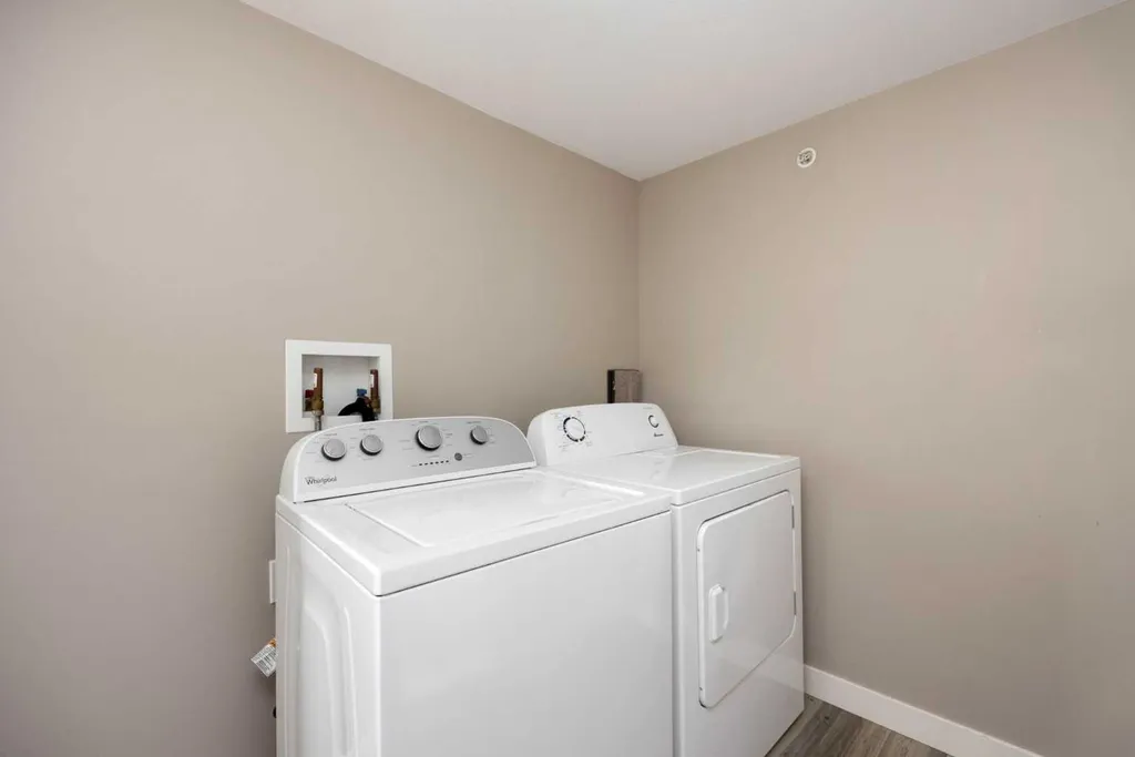 115 Denholm Gate Gate Fort Mcmurray AB T9H 0B2