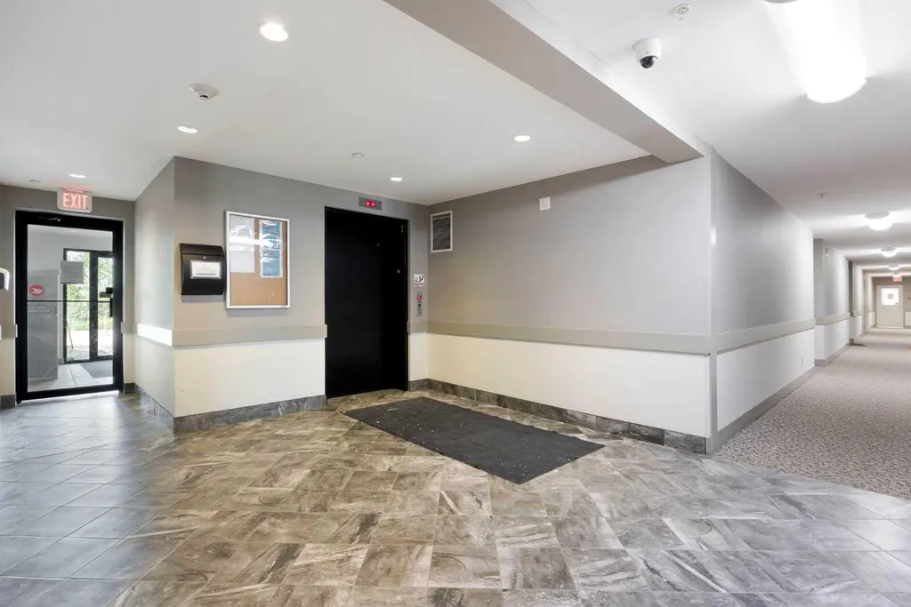 115 Denholm Gate Gate Fort Mcmurray AB T9H 0B2