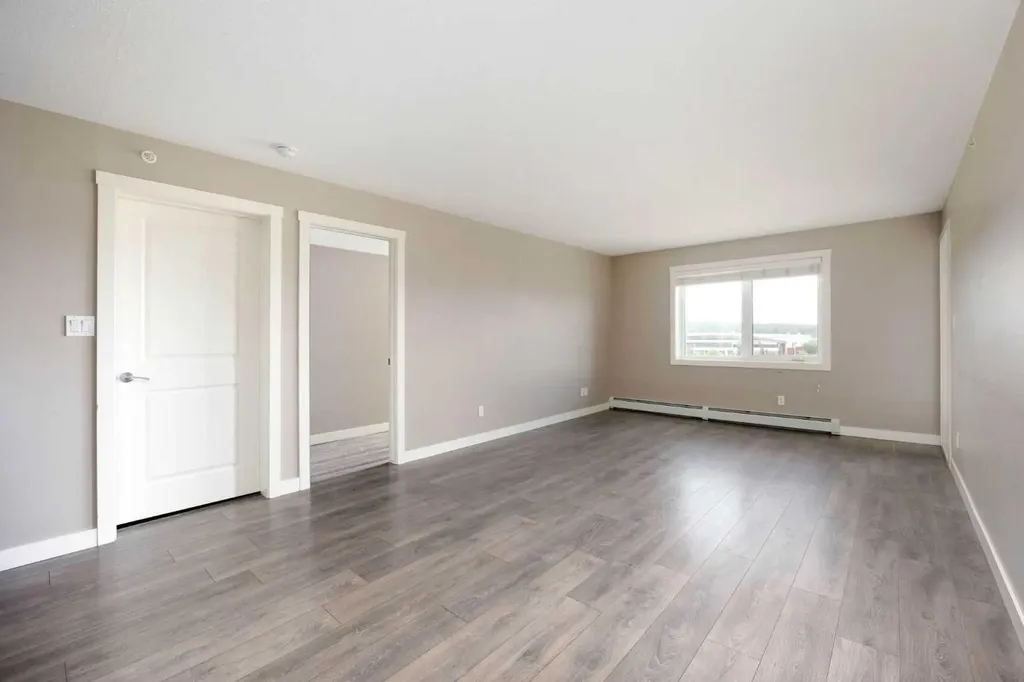 115 Denholm Gate Gate Fort Mcmurray AB T9H 0B2