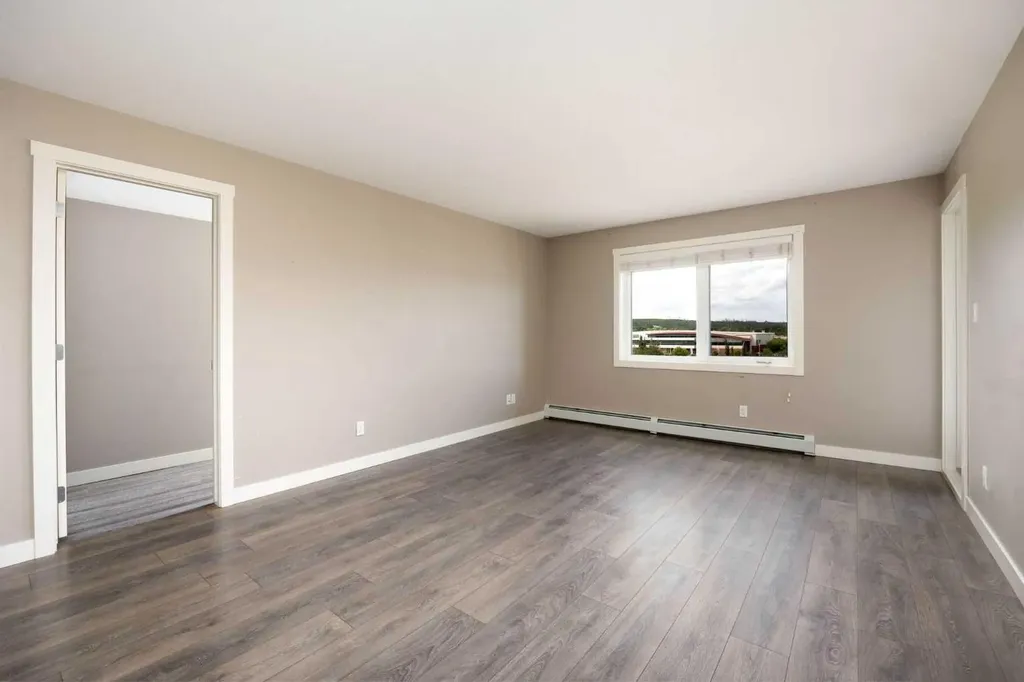 115 Denholm Gate Gate Fort Mcmurray AB T9H 0B2