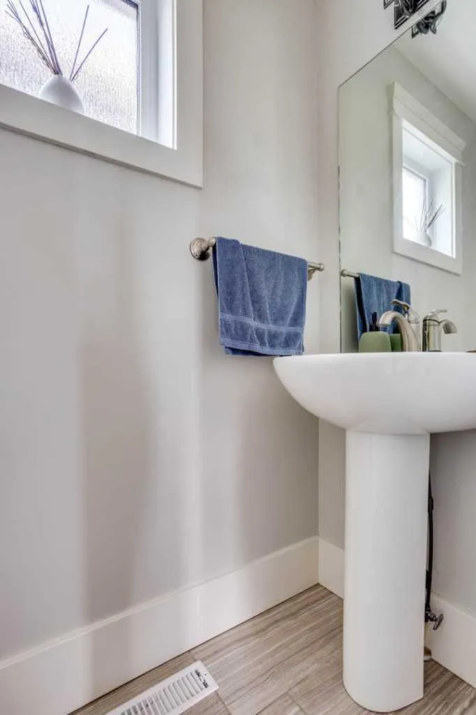 125 Roy Lane Fort Mcmurray AB T9L 1L9