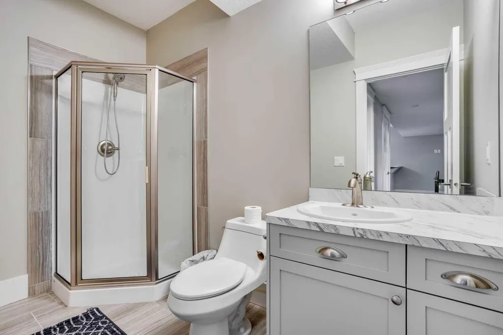 125 Roy Lane Fort Mcmurray AB T9L 1L9