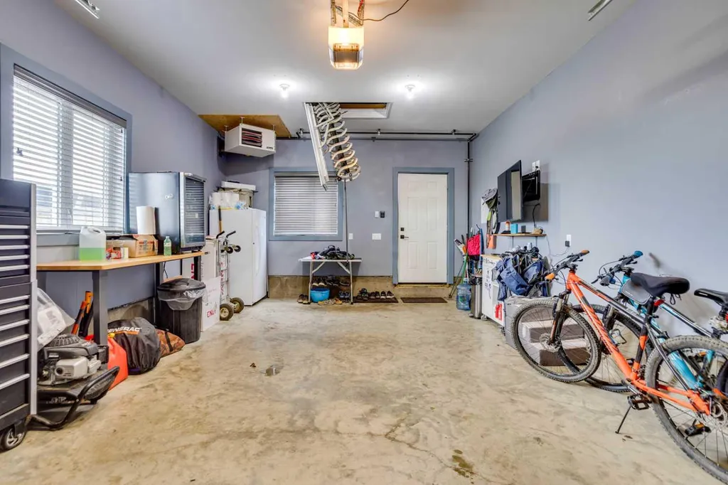 125 Roy Lane Fort Mcmurray AB T9L 1L9