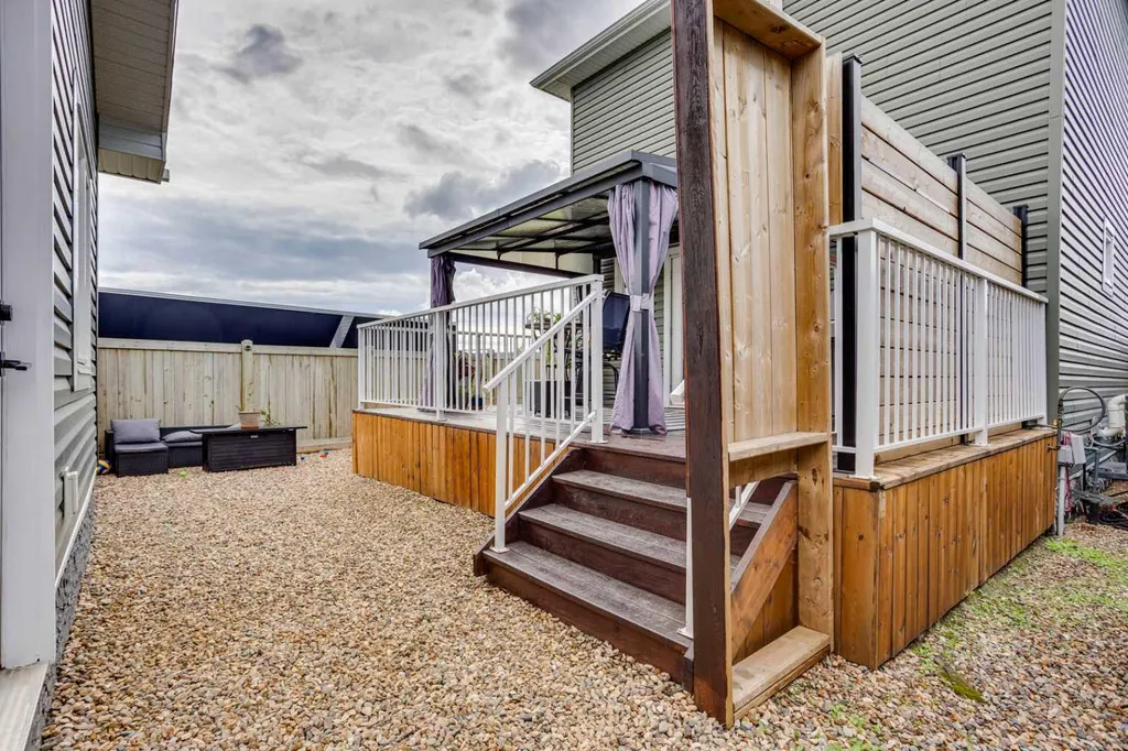 125 Roy Lane Fort Mcmurray AB T9L 1L9