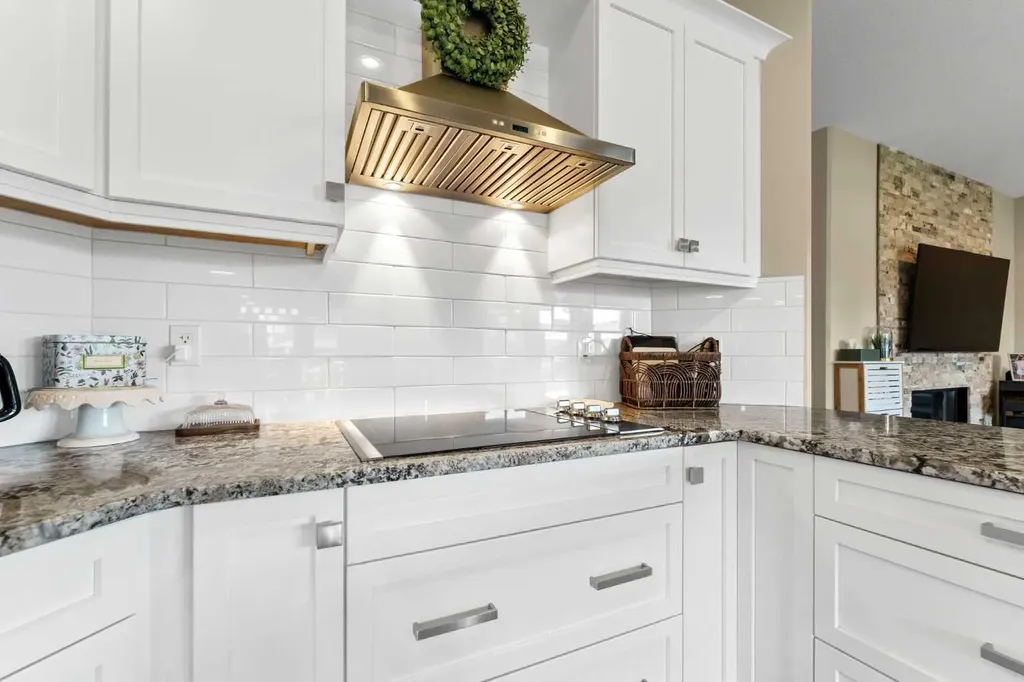236 Hamptons Way SE Medicine Hat AB T1B0E1