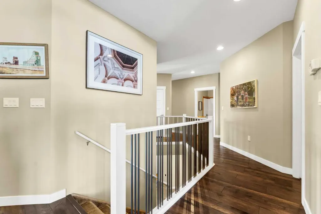 236 Hamptons Way SE Medicine Hat AB T1B0E1