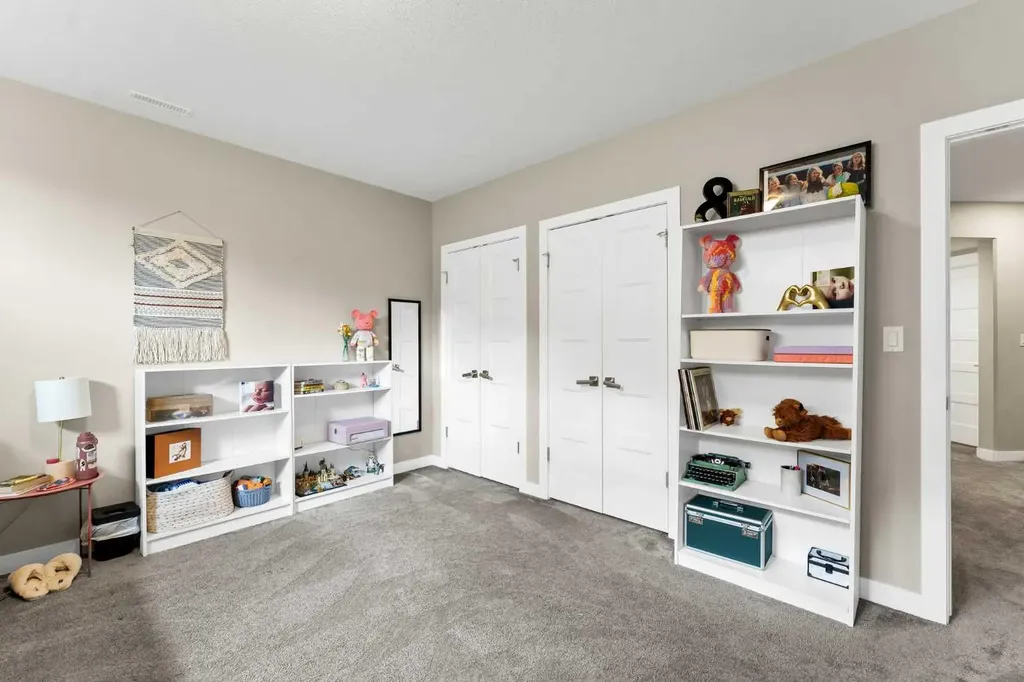 236 Hamptons Way SE Medicine Hat AB T1B0E1