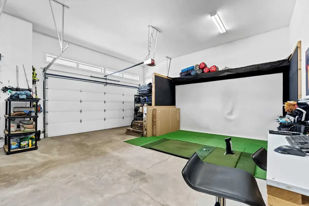 236 Hamptons Way SE Medicine Hat AB T1B0E1