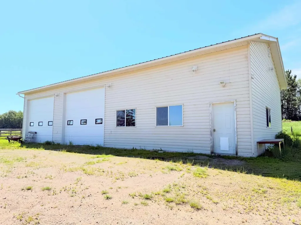 645045 Range Road 211 Rural Athabasca County AB T0A 0M0