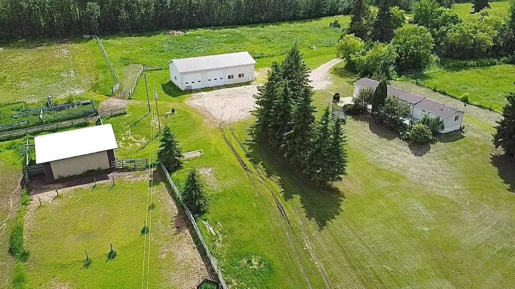 645045 Range Road 211 Rural Athabasca County AB T0A 0M0