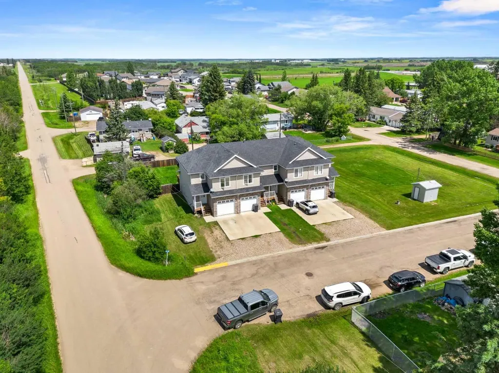 5002 51 Avenue Blackfoot AB T0B 0L0