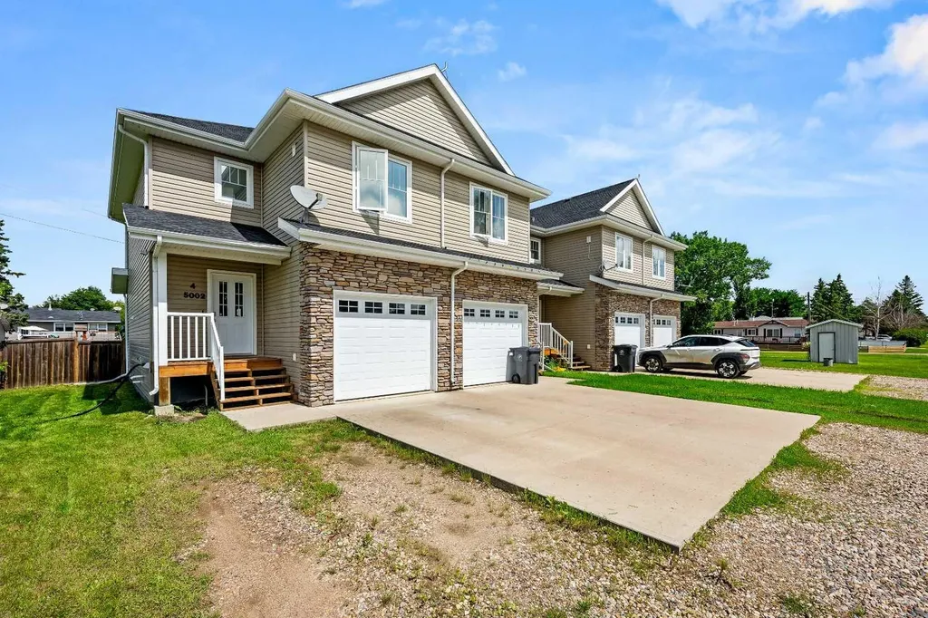 5002 51 Avenue Blackfoot AB T0B 0L0