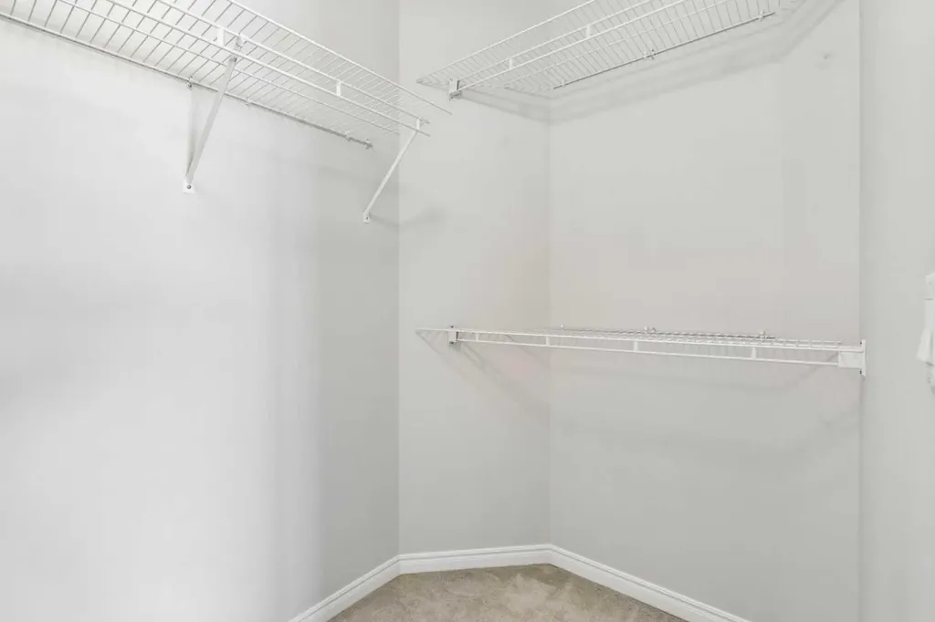 63 Scotia Landing NW Calgary AB T3L 2K2