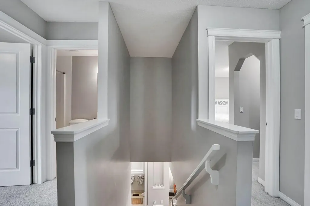 64 Sage Hill Point NW Calgary AB T3R 0H3
