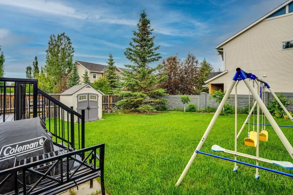 64 Sage Hill Point NW Calgary AB T3R 0H3